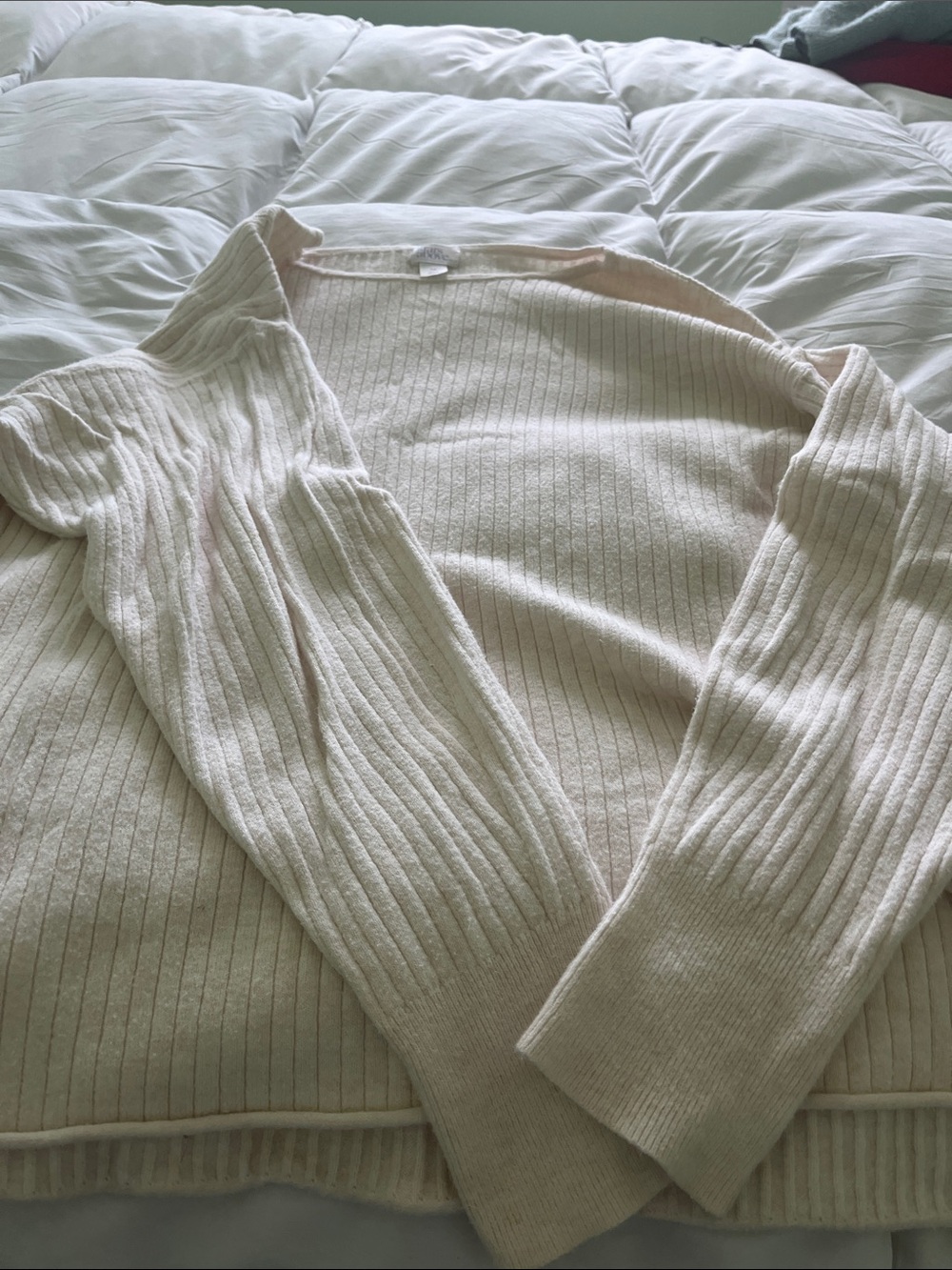 stars above Ribbed Scoop-Neck Sweater in Cream